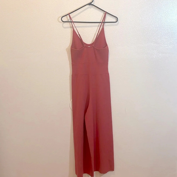Silas Crop Wide-leg Jumpsuit In Lipstick small/petite - Picture 4 of 7